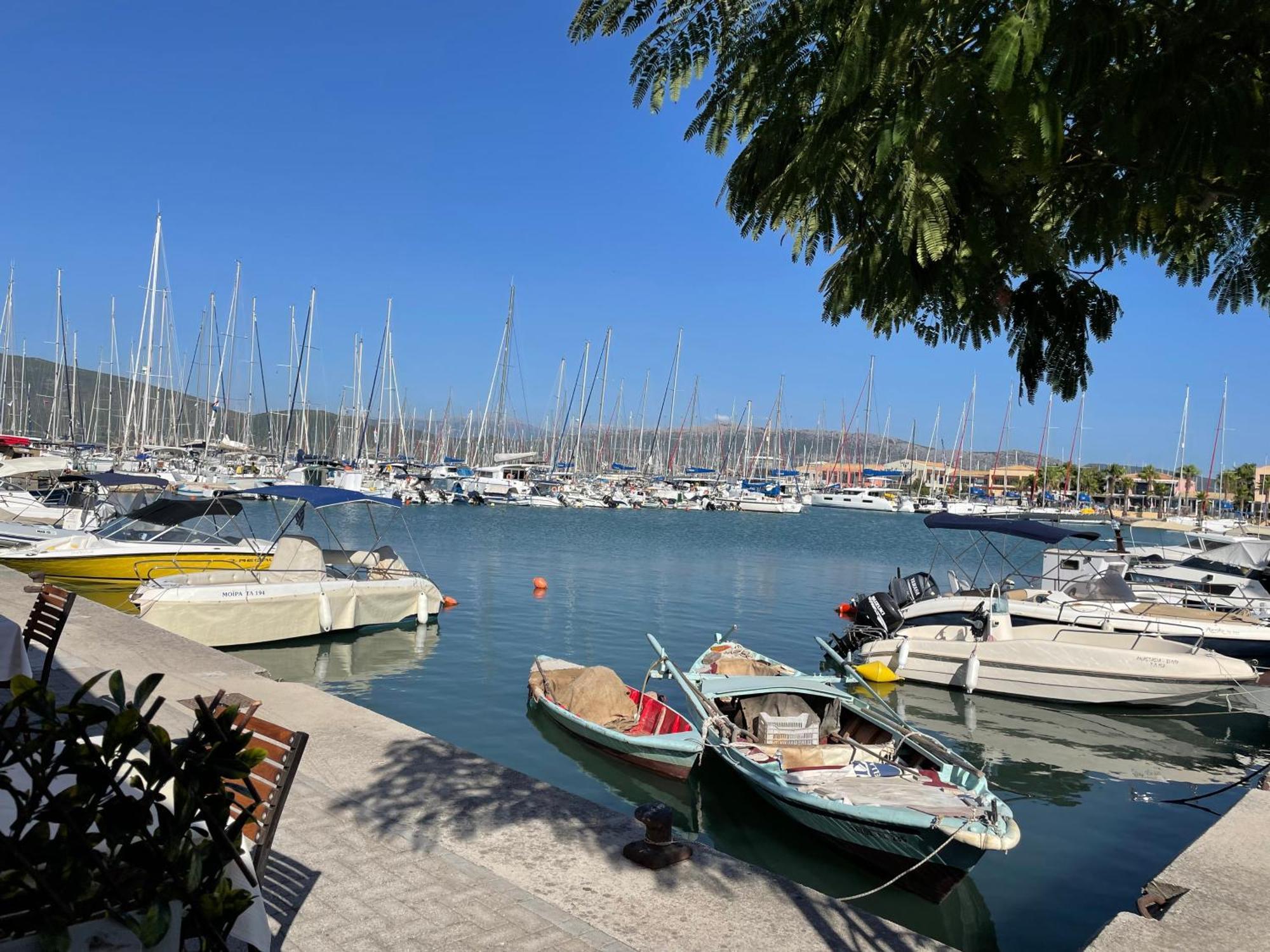 Traditional Lefkas Marina House Lefkada City Bagian luar foto